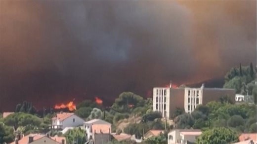 Wildfires bear down on Marseille