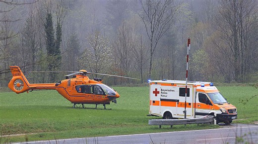 Schlimmer Unfall mit Gabelstapler: Kind (10) schwer verletzt und mit Heli abtransportiert