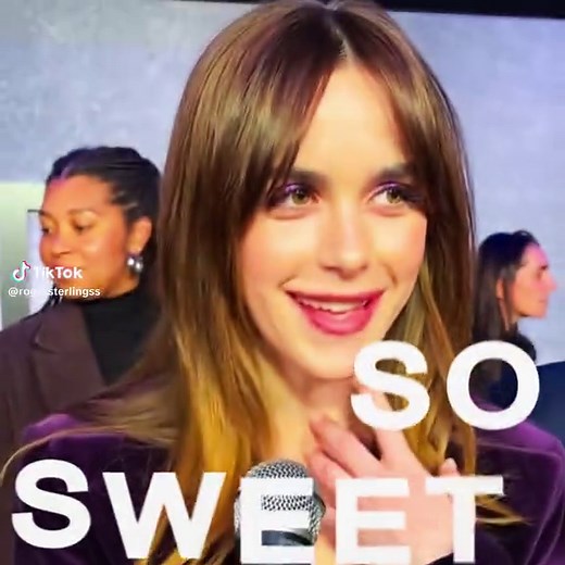 Christina Hendricks in Popular Sitcoms: A Deep Dive