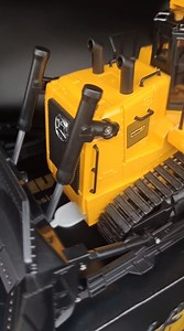 Watch Remote control bulldozer details on Amazon Live