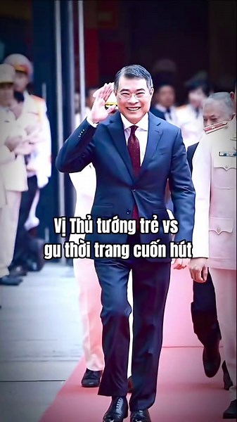 Cứ mỗi lần bác xuất hiện là một lần dân tình lại được dịp 'mắt tròn mắt dẹt' vì cái gu quá chất. Vừa trẻ trung, vừa phong độ, nhìn bác là thấy tràn đầy cảm hứng rồi! #xuhuong #lênxuhướng #hàtinh38 #xuhuongtiktok #ngầu_chất