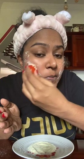 Natural Tomato Face Mask | Skincare Tips by Lola MCA