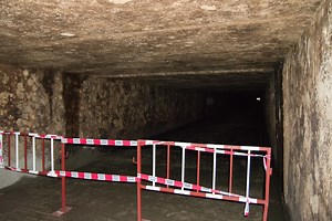 A hatástanulmány kész, a terv kész, így már csak idő kérdése, hogy Bodak, Vajka és Doborgaz lakosai alagúton jussanak át a Duna túlsó oldalára. Részletek: http://parameter.sk/gondoltad-volna-alagutakban-kozlekedhetunk-majd-bosi-felvizcsatorna-alatt | parameter.sk