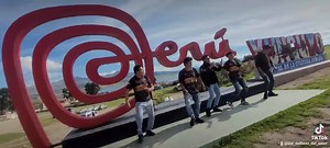 1K views · 29 reactions | #Los_Delfines_Del_amor #YUNGUYO_PUNO_PERÚ #OTRA_ERA_PARA_OTRA_GENERACION DELFINES 2023 CONTRATOS: 77489922 #por_que_nadie_se_muere_de_amor #pensarte_que_te_iva_soportar | Los delfines del amor | Facebook