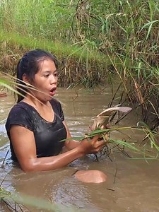 99K views · 1.6K reactions | Primitive Fishing – Catch and Fire Cook Fresh Fish #cooking #food #Recipe #deliciousfood | Rina Adventure TV | Facebook