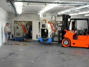 Product Demonstration: Remote-Controlled Lift Truck from Versa Lift