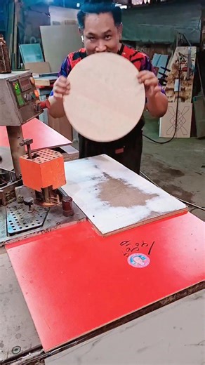 เทคนิคปิดขอบไม้วงกลม #ปิดขอบไม้ #furniture #Diy #woodworking | เฉิน บุษบงก์ คนทำเฟอร์