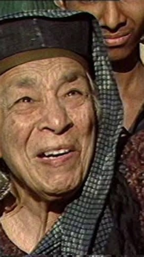 MidnightMovieMuse on Instagram: ""The Pot That Gave Birth” is a masterclass in how comedy can dismantle human greed with nothing more than logic and timing. What begins as a harmless favour like borrowing a pot then quietly turns into an exposure of selective belief. When profit appears reasonable, logic is welcomed. When loss arrives, the same logic is rejected. This is where the episode reveals its timeless brilliance. Long before conversations around cognitive bias and moral convenience enter