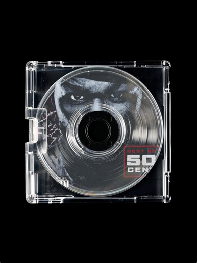 🔥 Ayo Technology 🔥 🎶 50 Cent's Ayo Technology is the perfect soundtrack for those seeking a pulsating and energetic sound. Have you ever heard this song playing at parties? What's your favorite part? 👀 📲 Like, share, and tag your friends who love this hit! #50cent #ayotechnology #hiphop #rap #hits