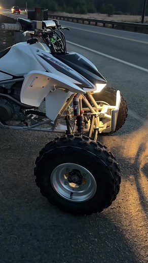 Riding the Honda TRX450ER ATV: Outdoor Adventure Awaits