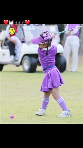 The golf course is my runway. • ❤️Minnie❤️ 5y3m 5y3m#golfswing #golftiktok #juniorgolfer #minnielittlegolfer #protuktuk