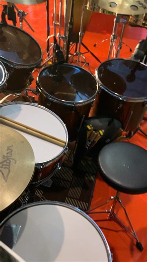 21K views · 172 reactions | Set up done! 論 Follow me on socials IG: @hezdrummer24 TikTok: @hezdrummer24 FB: @hezdrummer YT: @HezDrummerOfficial Thanks guys! #gretschdrums #mixcymbals #drumlife #drumvlog #drums #percussion #throwback | Hez Drummer | Facebook