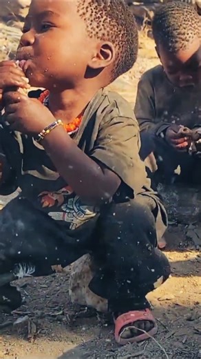 🍗 Unbelievable! Panda Bas Khaata Hi Ja Raha Hai! 😂#shorts