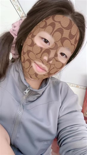 Video của Chip 😘😘 (@song.hong03) với bản nhạc nhạc nền - Chip 😘😘