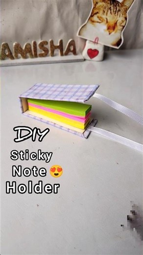 DIY sticky notes holder 😍 / DIY cute stationary #diy #shorts #youtubeshorts #stickynotes #yt #cute