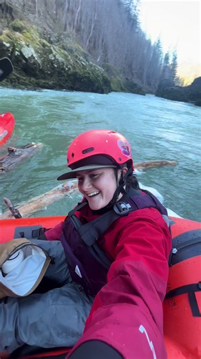 I’m home safe & on crutches 😂 did not break my leg thank god, but she is very hurt & I basically cheated death today so the angels are on my side. I’ll explain tomorrow morning🫶🏼