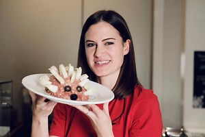 457K views · 5.9K reactions | It's all about 數 on this week's #MeettheGermans (or should that be #MeattheGermans?) | DW Euromaxx | Facebook