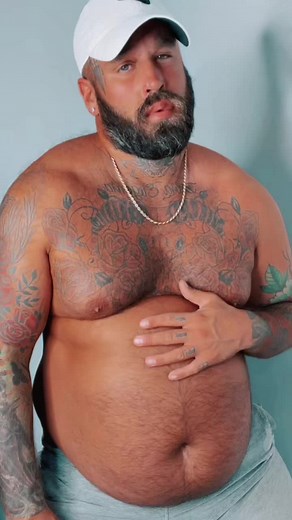 #gayfeederism #grommr #gainer #gainedweight #belly #permabulk #gaybear #fatbelly #weightgainer #bearbelly #bearsoftiktok #findom #gaining #bellygains #feederism #feedme #vore #fatty #fattok