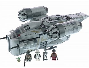 140K views · 3.3K reactions | Speed building the LEGO Star Wars Razor Crest set with 1023 pieces! ( AustrianLegoFan https://bit.ly/38zGEul) | Beyond the Brick | Facebook