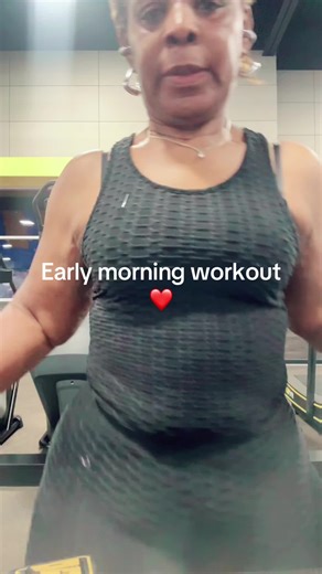 Bertha Hallom Mayes (@berthahallommayes)’s video of Early Morning Workout