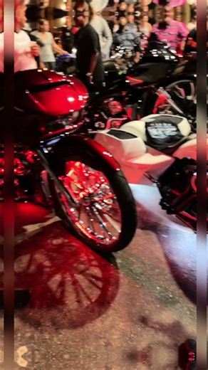 Explore the Street Glide: Fat Tire Harley Experience