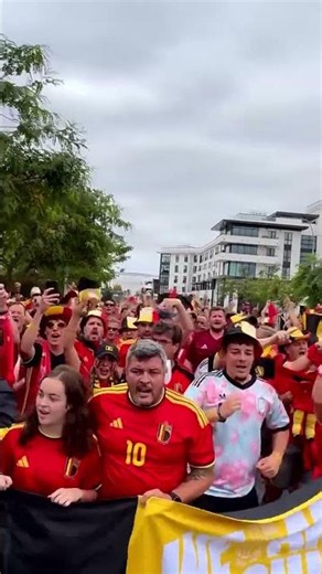 LA, we’re here. 🇧🇪 #BELIRA