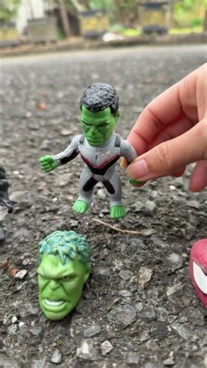 Batman Small Hero Choose Head To Finish Big Hero Team