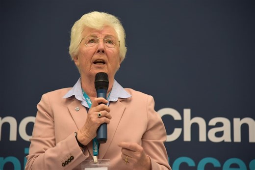 Mayor says "time is right" to reverse austerity pay cut for council staff in 2012