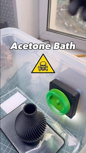 Don’t repeat this at home ⛔️ Acetone Bath for 3D printing. Only ABS filament! #bath #postprocessing