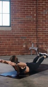Strengthen your core with this signature move. 💢💥💫 #AsanaRebel #Rebels #workout #fitspo #fitness #getfit #active #fit #health #fitnessmotivation #strength #cardio #training #healthy | Asana Rebel