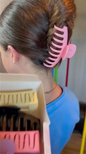 new trend hair clips for sale #womensnewcollection #hairproducts #onlineshopping