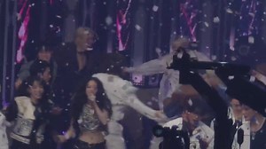 7.7K views · 1K reactions | WE GOT THE FANCAM OF ATEEZ X TXT, SO ADORABLE ❤️ | ATEEZmemes | Facebook