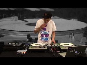 DJ Native Instruments Traktor Scratch A6