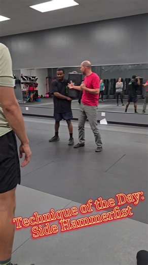 Colorado Krav Maga Lakewood on Instagram: "Techniques of the Day: Side Hammerfist. . Step 1: Look and Identify the Threat. . Step 2: Lift your closest arm and curl your fingers. . Step 3: Rotate your body toward the target and develop power from the back foot and extend your fist. . Step 4: Make contact using the pinky side of your fist (the meat of your hand). . #realconfidencerealskills #personalsafety #coloradokravmaga #lakewood"