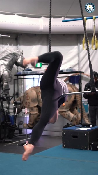 Enya White, mastering trapeze for a world record