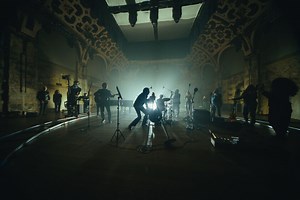 Qué ver de Andrew Dominik: el director de 'Blonde' nos sumerge en el poder sanador y redentor de la música en dos deslumbrantes documentales disponibles en streaming