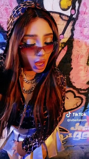 Lola Remix - Video Oficial en Canal de YouTube