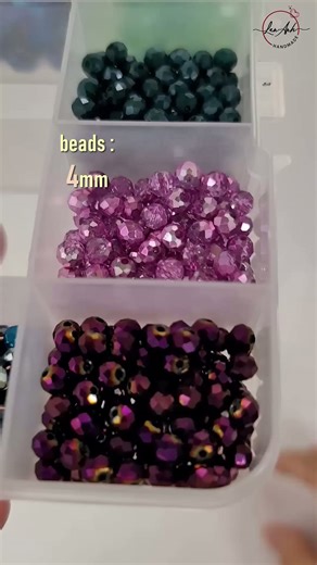 Cute and easy beaded chain bracelet for beginners #wirejewelry #shortsvideo #diy #handmade