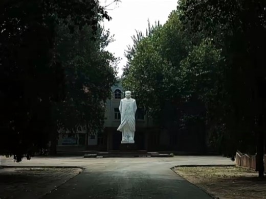 秋风瑟瑟七十六年，换了人间……