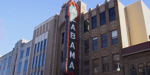 Alabama Theatre announces 2024 Holiday Movie Series