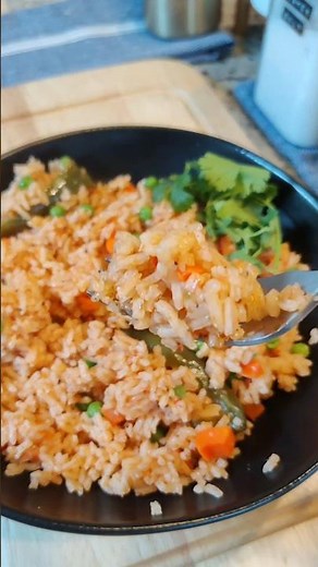 Did you know you can make pretty good Mexican rice in your rice cooker?