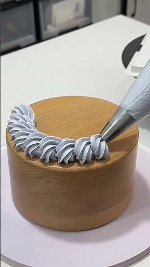 Cómo elegir colores correctos al decorar un pastel