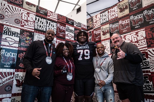 LSU transfer OL DJ Chester reportedly planning South Carolina visit