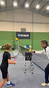 Forehand exercise progression with a 10-year old to learn/understand how to hit under ball and use the correct racket pronation and finish. @leschlytennis . . #tennis #life #practice #exercise #forehand #development #learning #boy #10 #coach #tips #inspiration #creative | Jose Pedro Silva