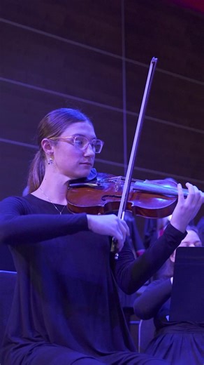 Holiday spirit: activated. 🎄 | Central College