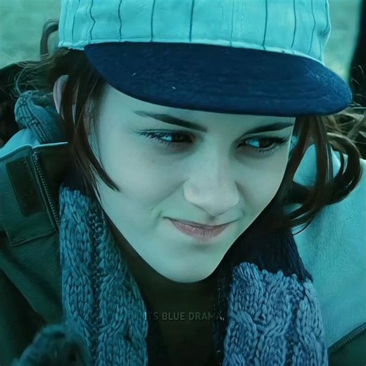 Bella Outs a Vampire — Her Priceless Reaction 🤯 | #shorts