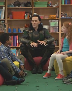 Loki Asks Kids Who's Better... Thor or Loki? — GeekTyrant