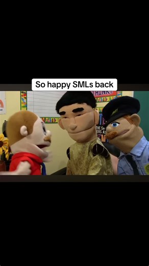 silvor_chariot (@silvor_chariot)’s video of sml plushies coming back