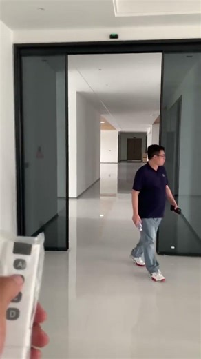 Double open automatic sliding glass doors. Remote control automatic door opener #autodoor