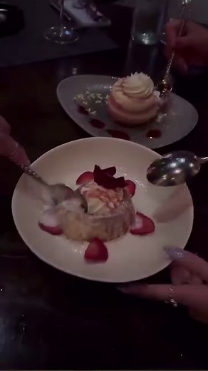 Indulge in bold Latin-inspired cuisine, exquisite wines, and cocktails at @mariposa_sedona where exceptional dining meets unparalleled taste. Experience the stunning architecture and serene ambiance of one of the top 100 most romantic restaurants in the US—an absolute must-visit while in Sedona! 🌄 🎥 by: @collabcosocial 📍 700 Highway 89a Sedona, AZ 86351 #mariposasedona #arizona #azfoodie #azfood #mariposa #sedona #sedonaarizona #sedonafood #arizonafood #visitsedona #visitarizona #latincuisine